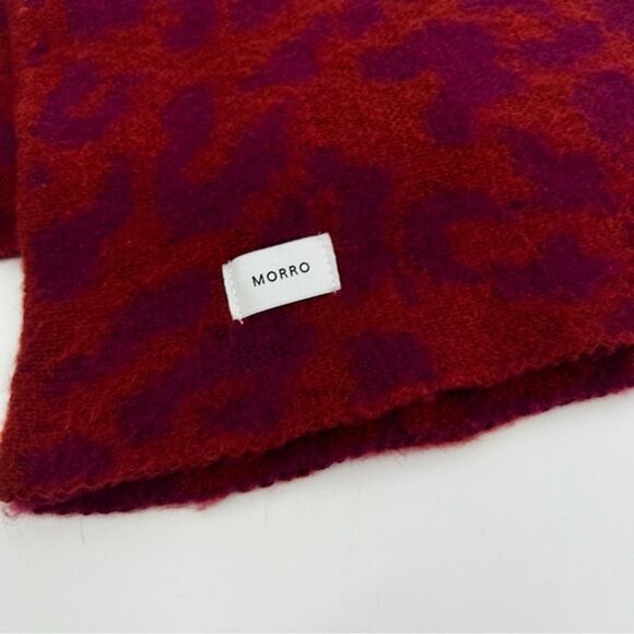 Athleta Morro Cozy Leopard Scarf in Dried Cinnamon - NWT - Picture 2 of 7